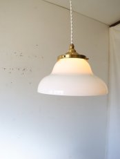 画像6: No.176　円盤型乳白ガラスのペンダントライト (6)