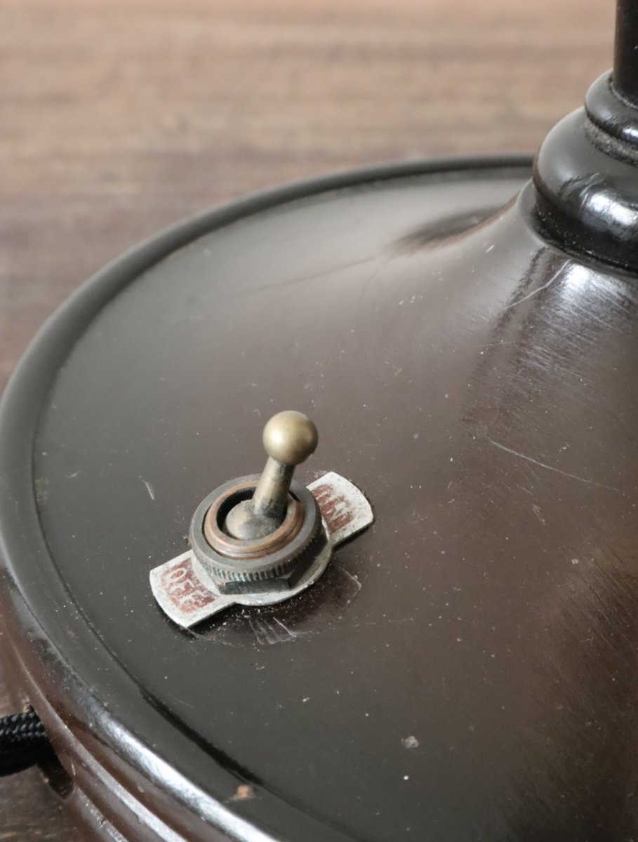 画像15: No.185　乳白ガラスのグローブ付きスタンドライト (15)