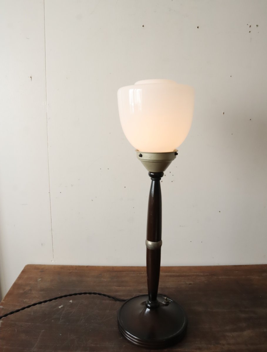 画像3: No.185　乳白ガラスのグローブ付きスタンドライト (3)