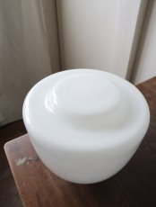 画像24: No.185　乳白ガラスのグローブ付きスタンドライト (24)