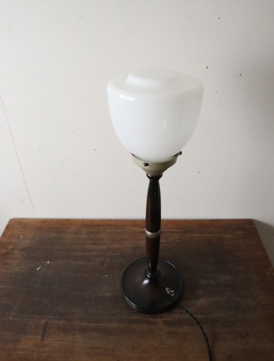 画像8: No.185　乳白ガラスのグローブ付きスタンドライト (8)