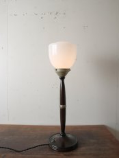 画像1: No.185　乳白ガラスのグローブ付きスタンドライト (1)