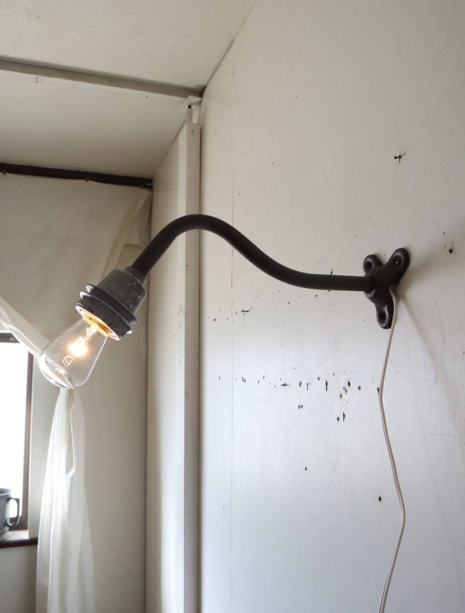 画像15: No.192　琺瑯シェードのブラケットライト (15)