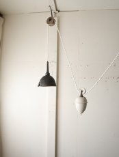 画像18: No.194　ピューター漏斗と滑車のペンダントライト(φ13.4×h17cm) (18)