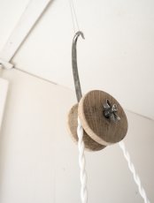 画像14: No.194　ピューター漏斗と滑車のペンダントライト(φ13.4×h17cm) (14)