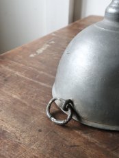 画像39: No.195　ピューター漏斗と滑車のペンダントライト(φ11×h14cm) (39)