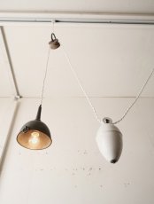 画像5: No.195　ピューター漏斗と滑車のペンダントライト(φ11×h14cm) (5)