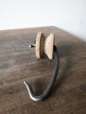 画像20: No.195　ピューター漏斗と滑車のペンダントライト(φ11×h14cm) (20)