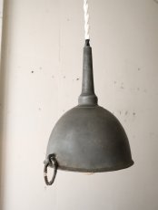 画像8: No.195　ピューター漏斗と滑車のペンダントライト(φ11×h14cm) (8)
