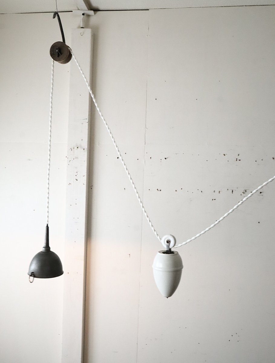 画像14: No.195　ピューター漏斗と滑車のペンダントライト(φ11×h14cm) (14)