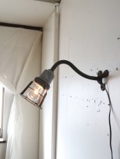 画像3: No.215　ガード付きブラケットライト (3)