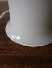 画像27: No.219　ベル型乳白ガラスのペンダントライト(コード白色) (27)