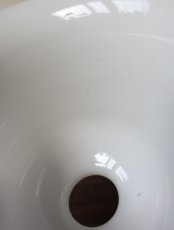 画像28: No.219　ベル型乳白ガラスのペンダントライト(コード白色) (28)