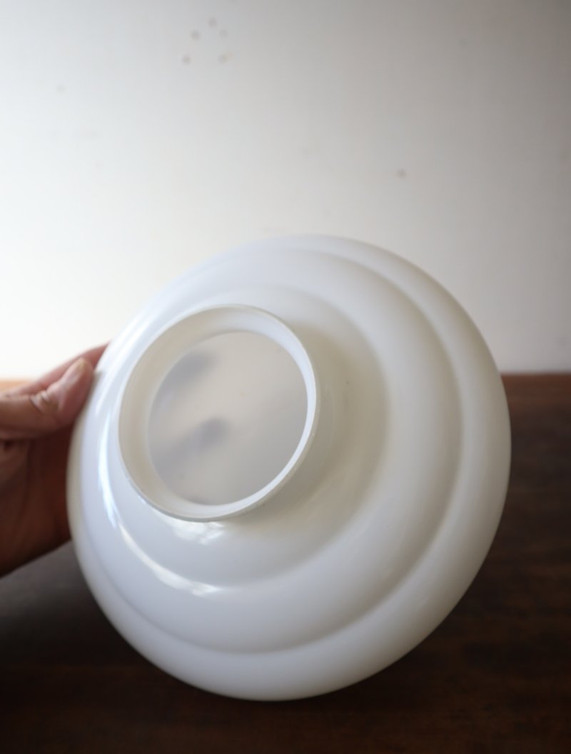 画像3: No.223 乳白グローブのペンダントライト